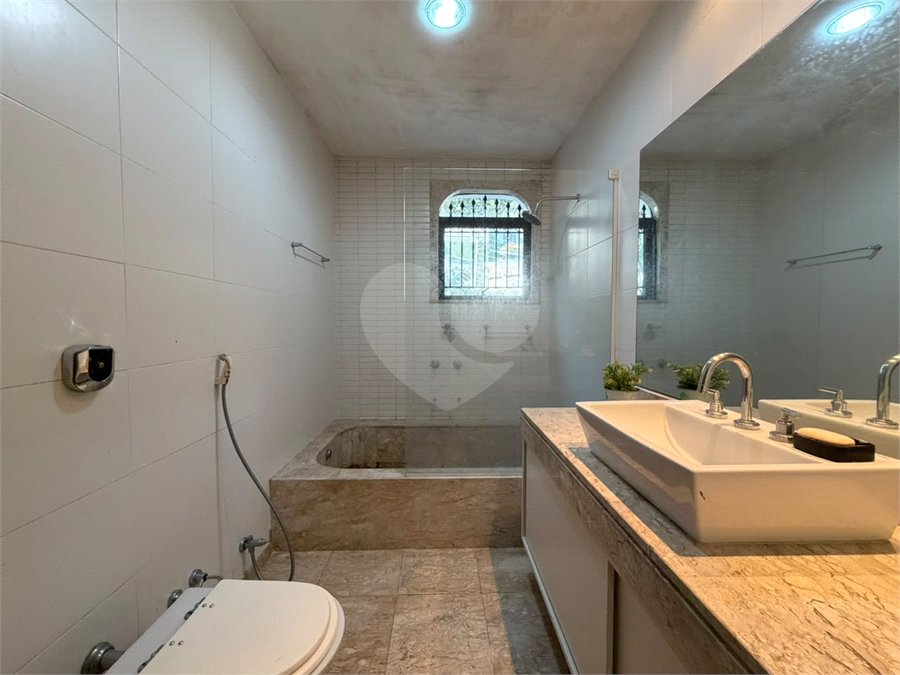 Apartamento à venda com 5 quartos, sendo 3 suítes, em Tijuca, Rio de Janeiro, RJ