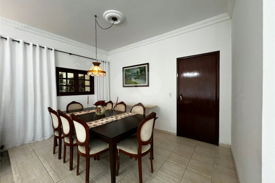 Casa à venda com 4 suítes no condomínio Alpes da Cantareira, Mairiporã - SP