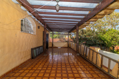 Casa à venda com 3 quartos, sendo 1 suíte, em Interlagos, São Paulo, SP