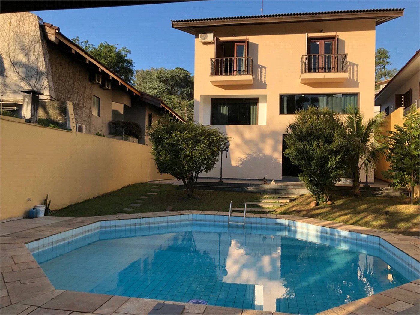 Casa à venda com 3 suítes em Fazenda Morumbi, São Paulo, SP