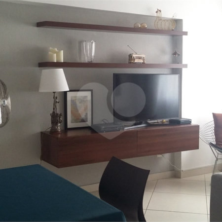 Apartamento à venda com 44m² - Centro