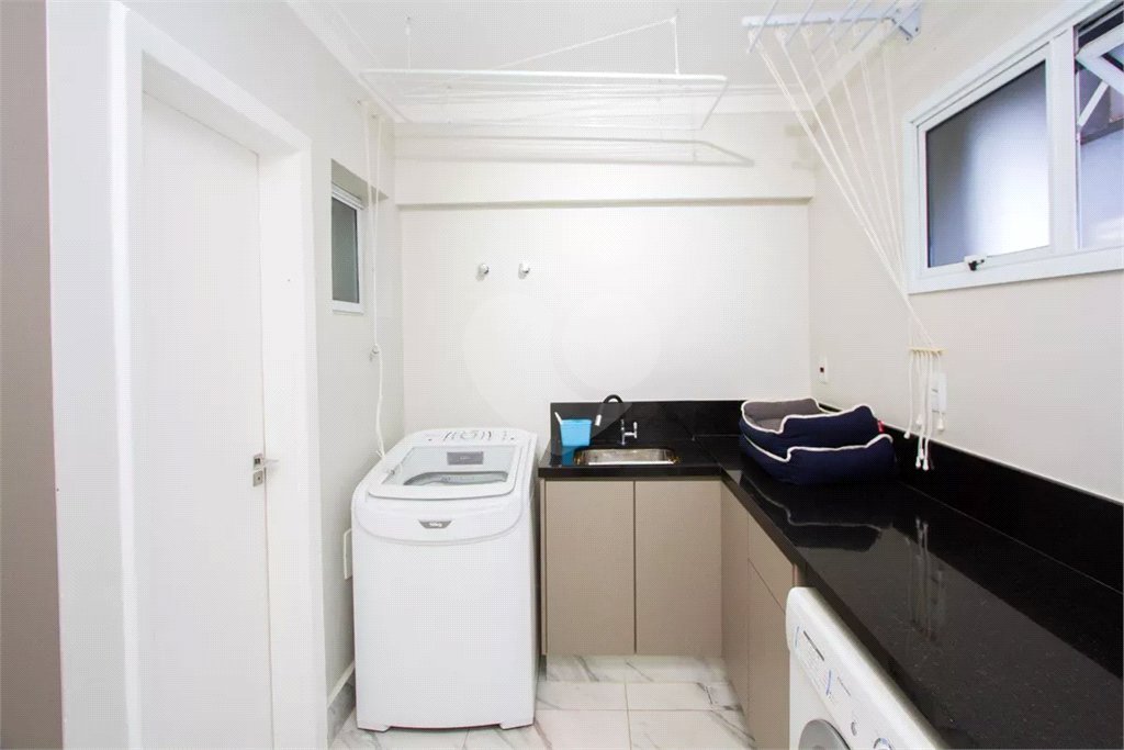 Sobrado à venda com 4 quartos, sendo 1 suíte, em Chácara Santo Antônio (zona Sul), São Paulo, SP