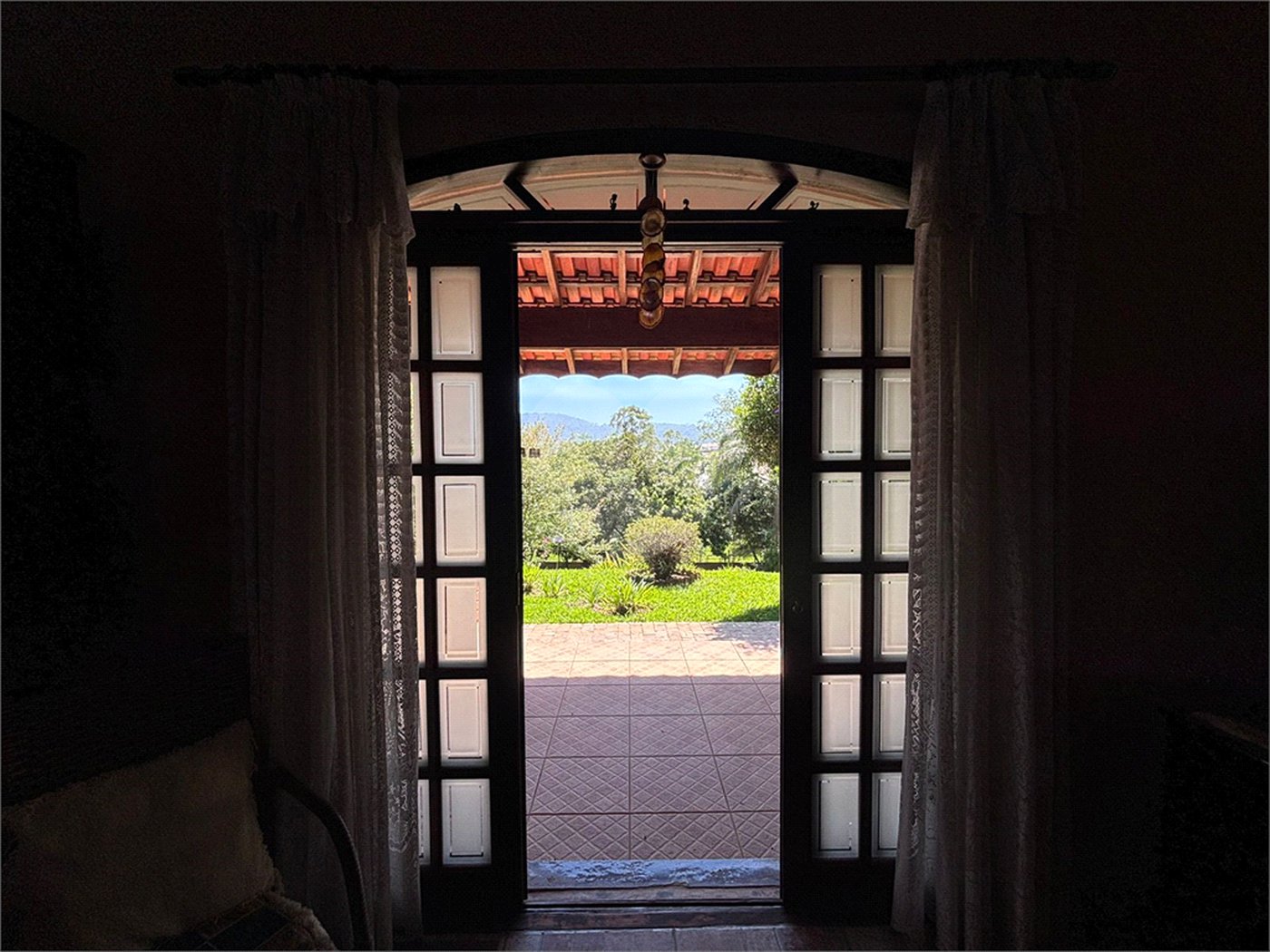 Casa Térrea à venda com 4 quartos, sendo 2 suítes, em Alpes D'Ouro, Bom Jesus dos Perdões, SP