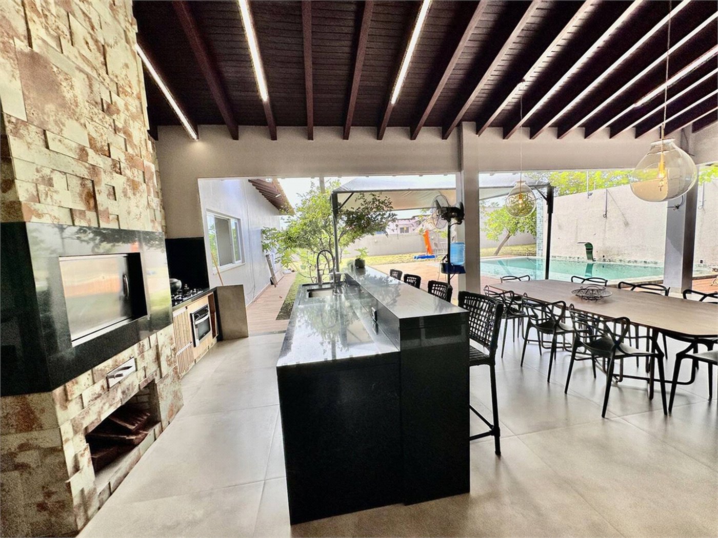 Casa à venda com 3 suítes no Centro-norte, Várzea Grande, MT