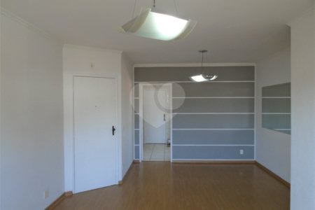Apartamento à venda com 3 quartos, sendo 1 suíte, em Vila Oliveira, Mogi das Cruzes, SP