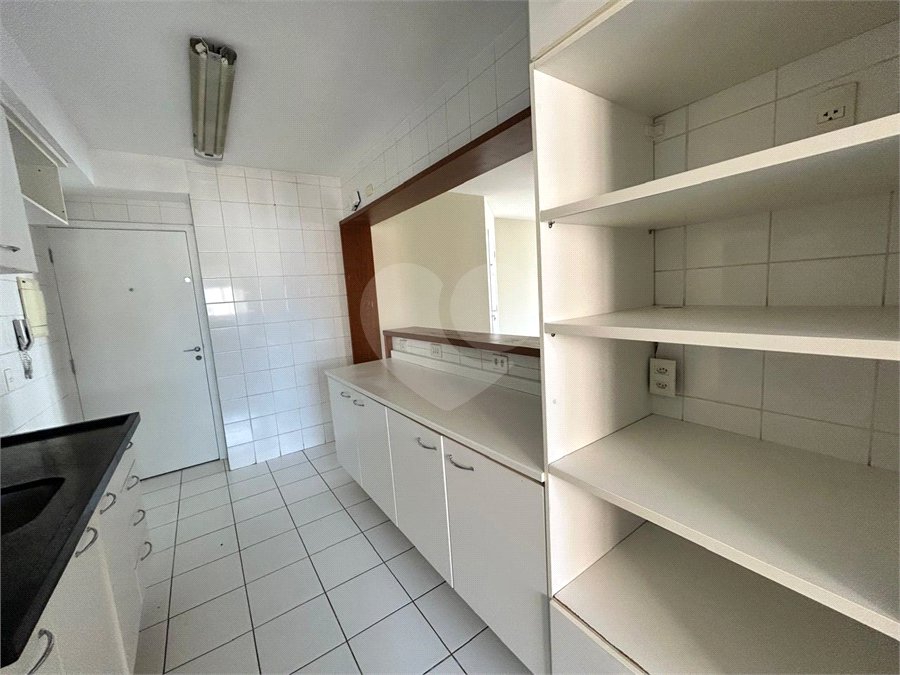 Apartamento à venda com 2 quartos, sendo 1 suíte, em Vila Andrade, São Paulo, SP