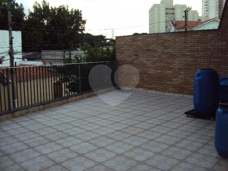 Sobrado à venda com 4 quartos, sendo 2 suítes, em Jardim Peri Peri, São Paulo, SP