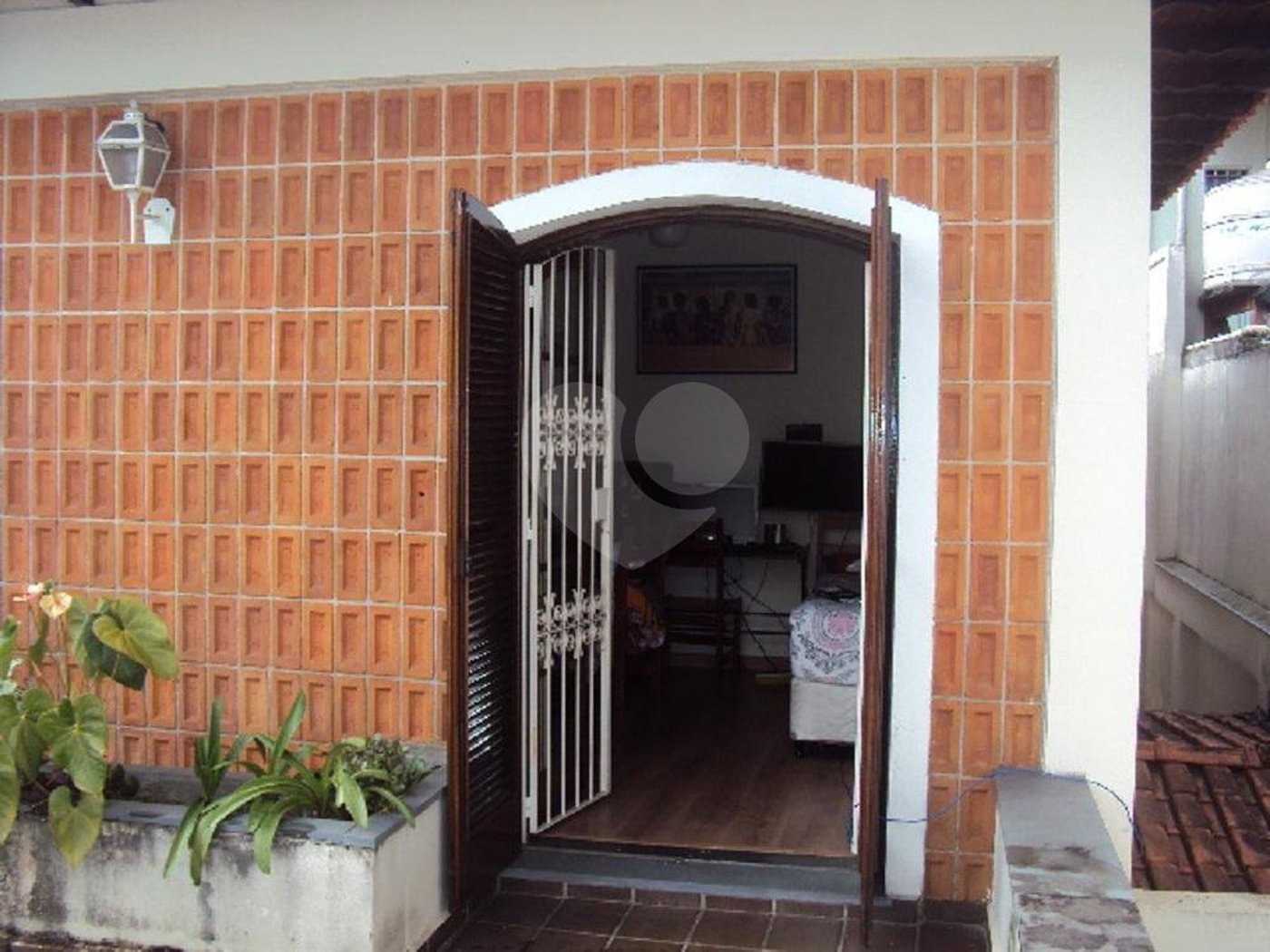 Sobrado à venda com 3 quartos, sendo 1 suíte,  em Jardim Pinheiros, São Paulo, SP