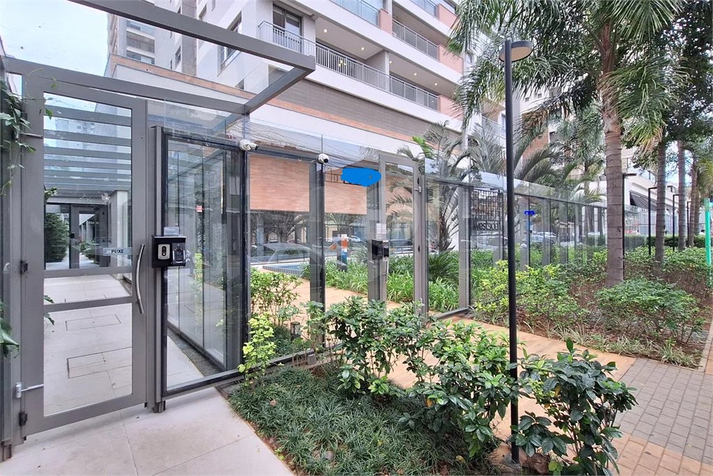 Apartamento à venda com 2 quartos, sendo 1 suíte,  em Barra Funda, São Paulo, SP
