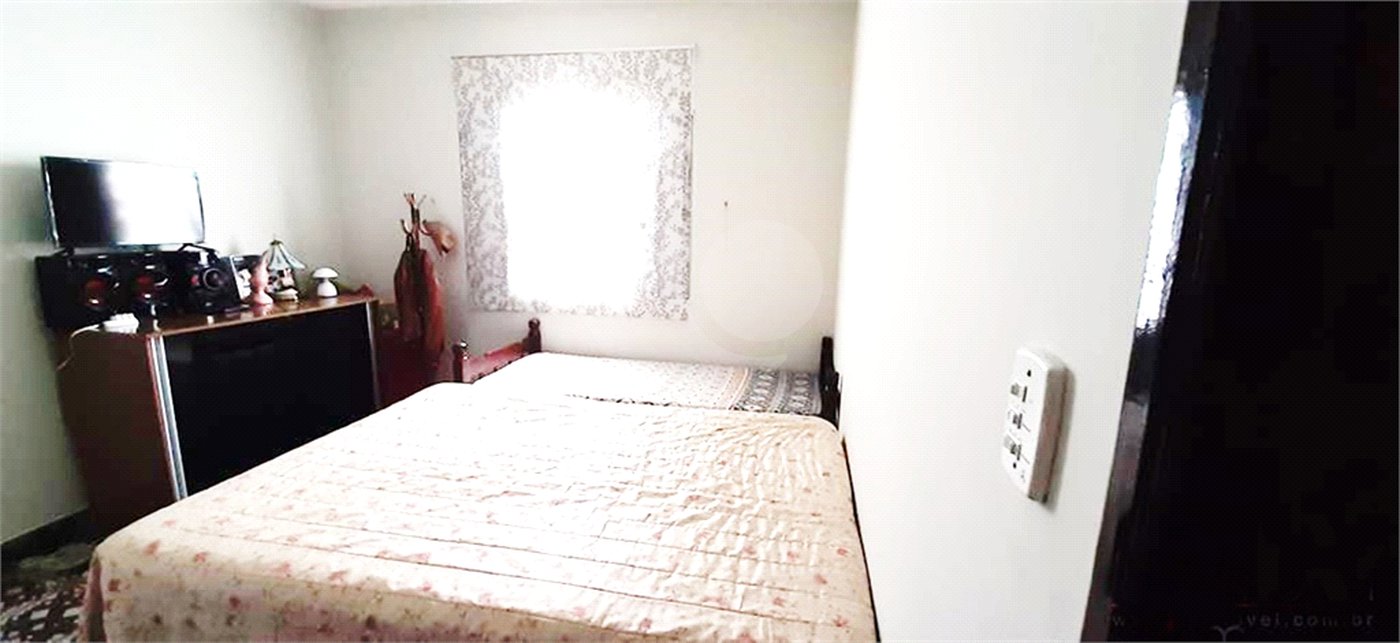 Casa à venda com 5 quartos, sendo 1 suíte, em Vila Nova Cachoeirinha, São Paulo, SP