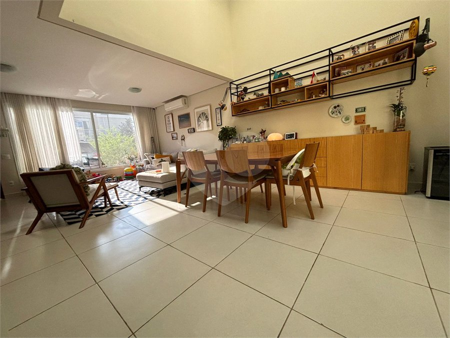 Casa à venda ou para alugar com 3 suítes no condomínio Piemonte Residenziale, Vinhedo - SP