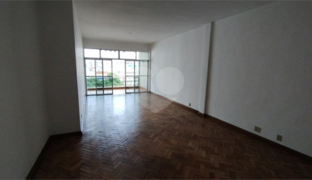 Apartamento à venda com 4 quartos, sendo 2 suítes,  em Tijuca, Rio de Janeiro, RJ