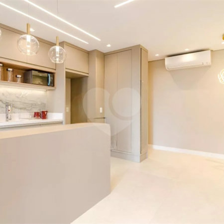 Apartamento à venda com 2 quartos, sendo 1 suíte, em Pinheiros, São Paulo, SP