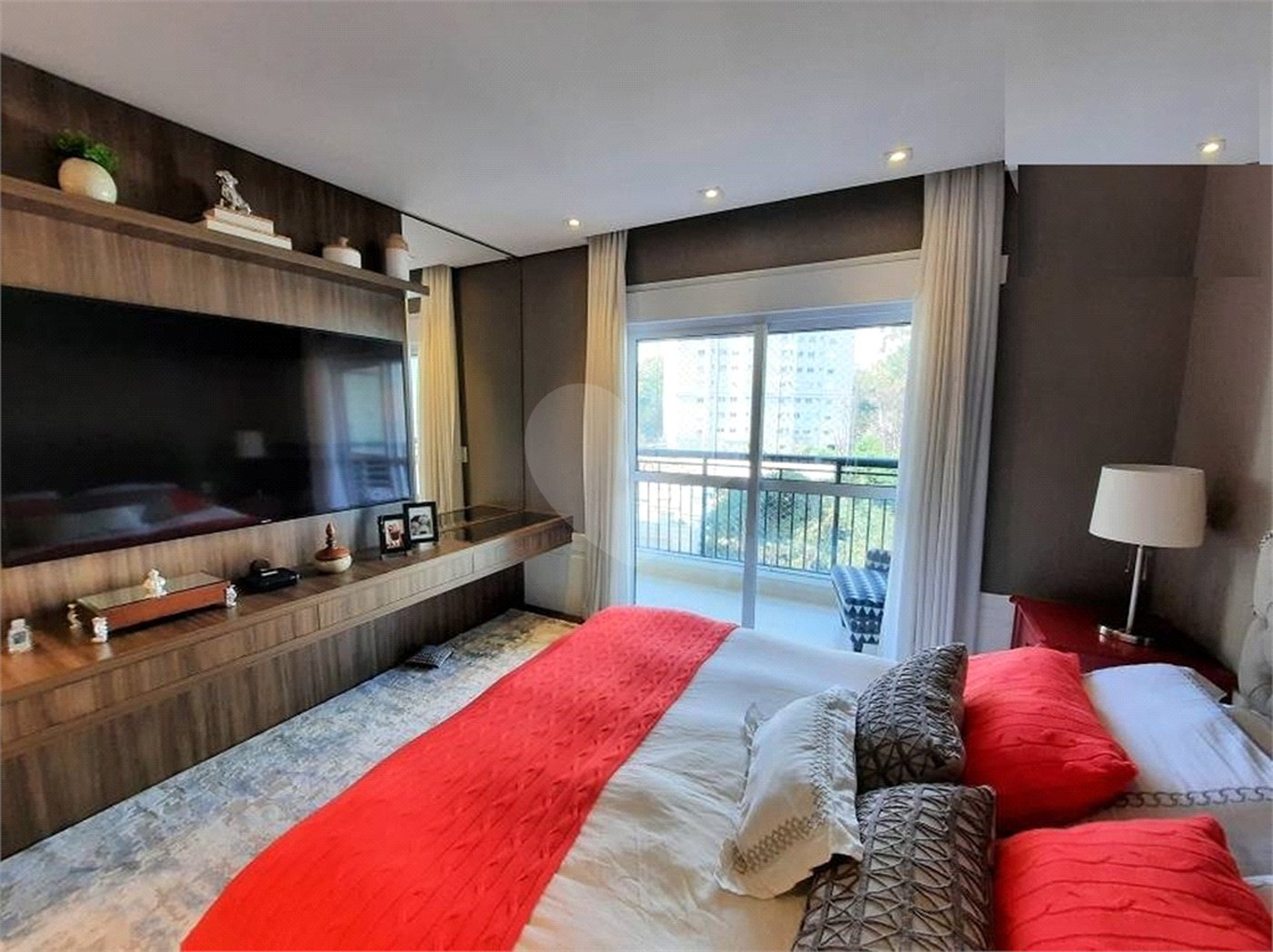 Apartamento à venda ou para alugar com 4 suítes em Santa Teresinha, São Paulo, SP