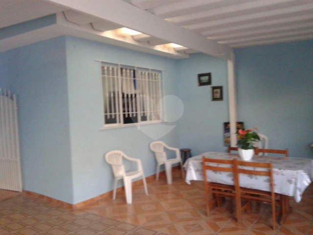 Sobrado à venda com 4 quartos em Tremembé, São Paulo, SP