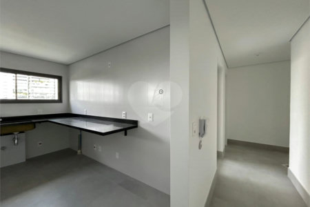 Apartamento à venda com 3 suítes em Panamby, São Paulo, SP