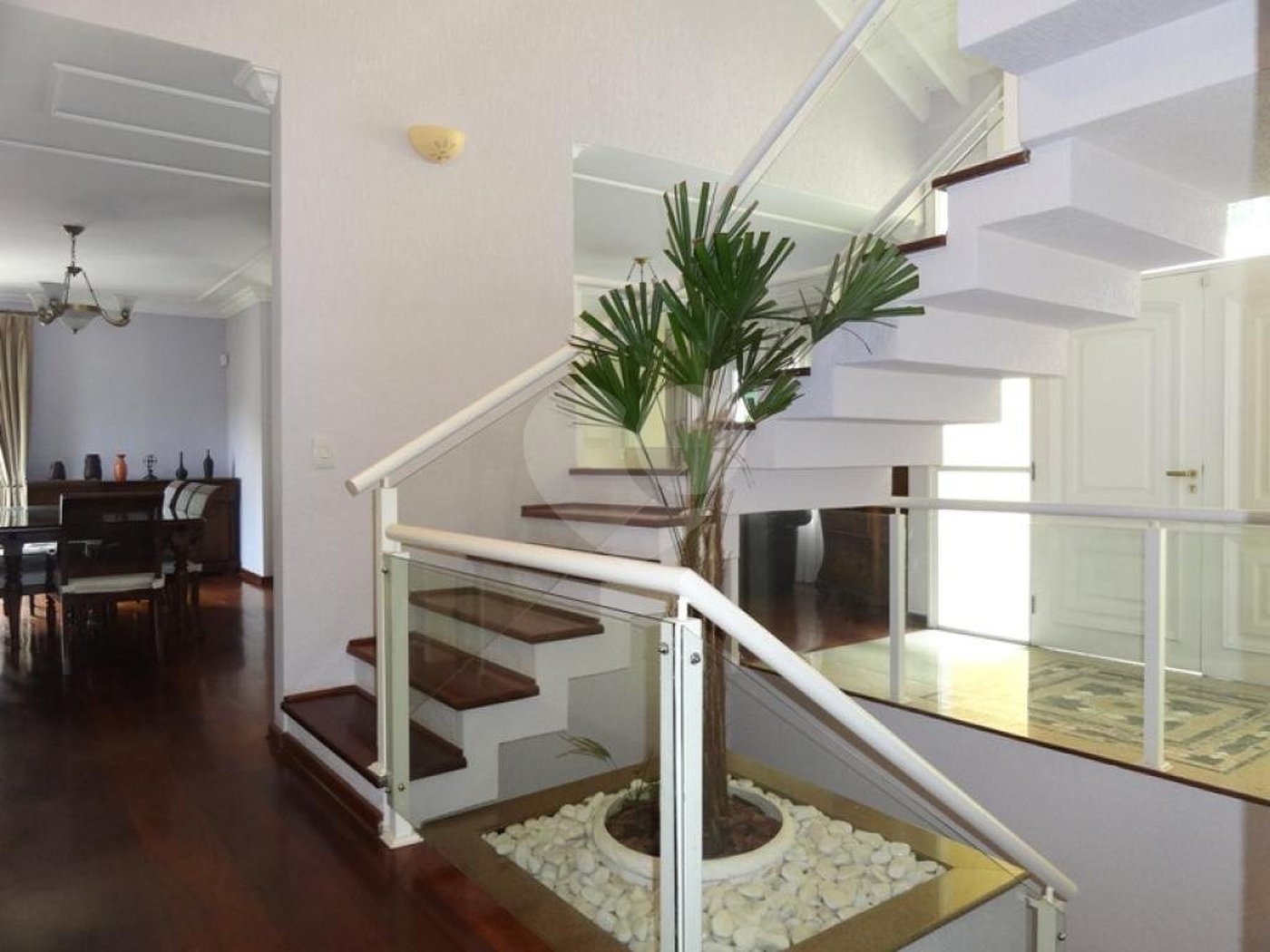 Casa à venda com 4 suítes no condomínio Jardim Ibiratiba, São Paulo - SP