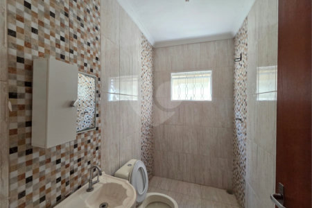 Casa à venda com 3 quartos, sendo 1 suíte, em Vila José Salem, Itapetininga, SP