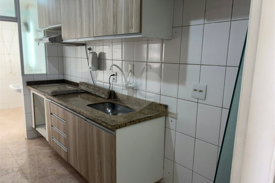 Apartamento à venda com 2 quartos, sendo 1 suíte,  em Vila Galvão, Guarulhos, SP