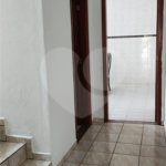 Sobrado à venda com 3 quartos, sendo 1 suíte, em Ressaca, Atibaia, SP