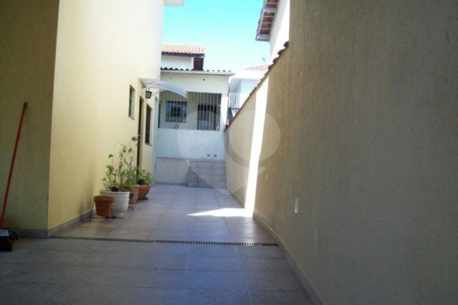 Sobrado à venda com 5 quartos, sendo 1 suíte, em Tremembé, São Paulo, SP