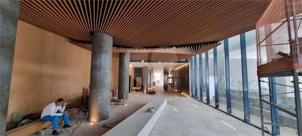 Apartamento à venda com 3 suítes em Vila Olímpia, São Paulo, SP