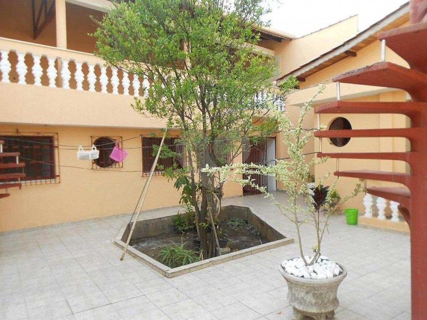 Casa Térrea à venda com 4 quartos, sendo 2 suítes, em Parque Edu Chaves, São Paulo, SP