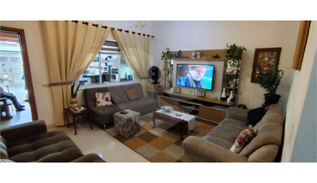 Casa Térrea à venda com 3 quartos, sendo 1 suíte, em Vila Maria Helena, Indaiatuba, SP