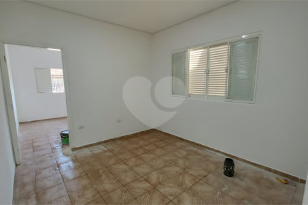 Casa à venda com 2 quartos em Chave, Votorantim, SP