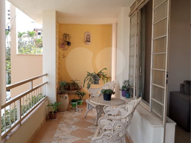 Casa à venda com 3 quartos no Centro, Serra Negra, SP