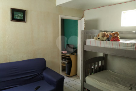 Sobrado à venda com 3 quartos em Chora Menino, São Paulo, SP
