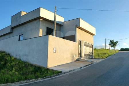 Casa à venda com 3 quartos, sendo 1 suíte, em Portal Giardino, Itatiba, SP