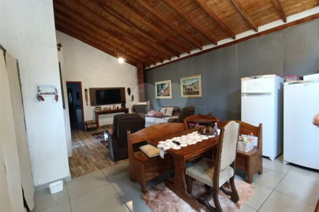 Chácara à venda com 5 quartos, sendo 3 suítes, em Vila Darcy Penteado (mailasqui), São Roque, SP