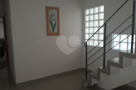 Casa à venda com 4 quartos em Jardim Marisa, São Paulo, SP