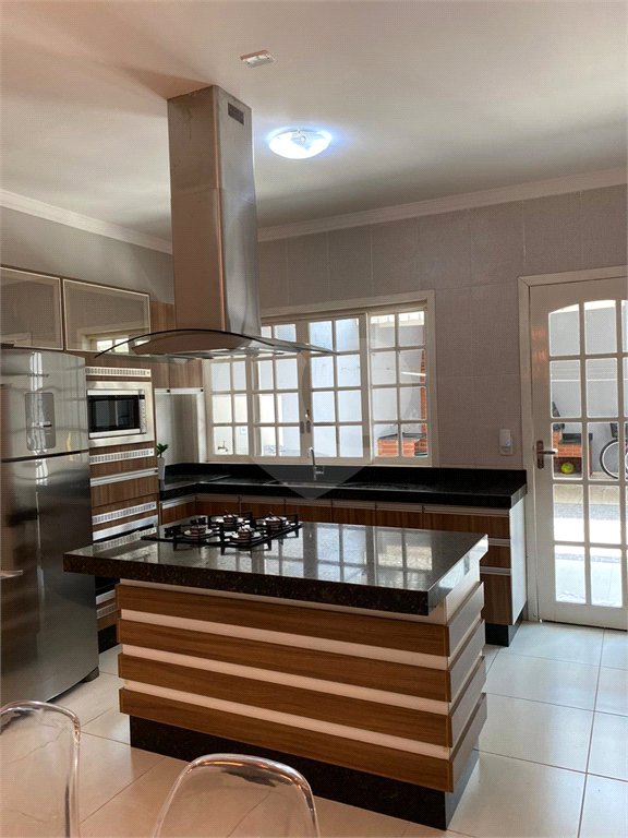 Casa à venda com 3 quartos, sendo 1 suíte, em Jardim Márcia, Suzano, SP
