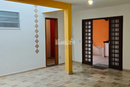 Casa Térrea com Vista para a Pedra Grande, em Nova Gardênia, Atibaia - SP