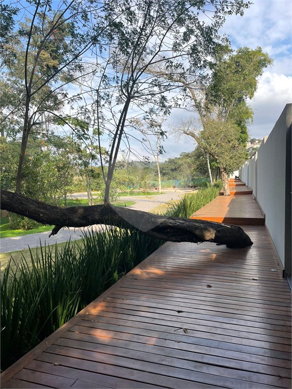 Casa à venda com 3 suítes no condomínio Vue 26, Atibaia - SP