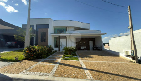 Casa à venda com 3 suítes no condomínio Campos do Conde I e II, Sorocaba - SP