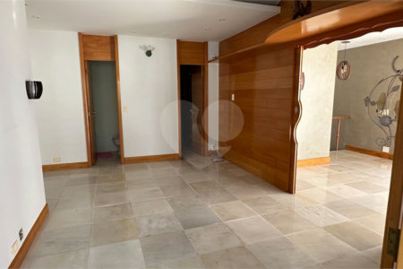 Cobertura à venda com 4 quartos, sendo 2 suítes,  em Tijuca, Rio de Janeiro, RJ