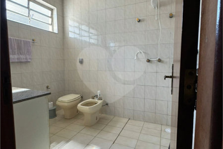 Casa à venda com 4 quartos, sendo 1 suíte,  em Vila Romão, Salto, SP