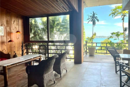 Casa à venda com 5 quartos, sendo 4 suítes,  em Albatroz, Armação dos Búzios, RJ