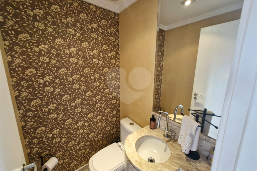 Apartamento à venda ou para alugar com 4 quartos, sendo 3 suítes, em Santa Teresinha, São Paulo, SP