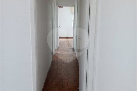 Apartamento à venda com 3 quartos, sendo 1 suíte, em Pinheiros, São Paulo, SP