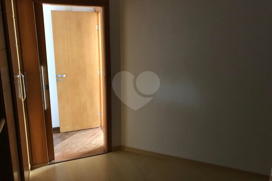 Apartamento à venda com 3 quartos, sendo 1 suíte,  em Santana, São Paulo, SP