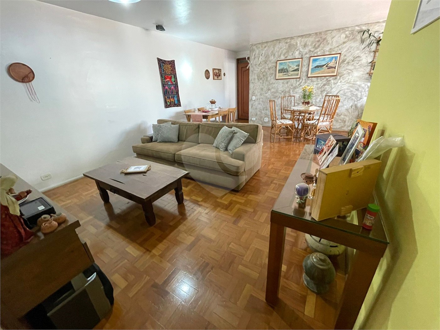 Apartamento à venda com 3 quartos, sendo 1 suíte,  em Vila Mariana, São Paulo, SP