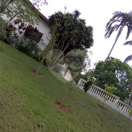 Chácara à venda com 5 quartos, sendo 1 suíte,  em Parque Rio Abaixo, Atibaia, SP