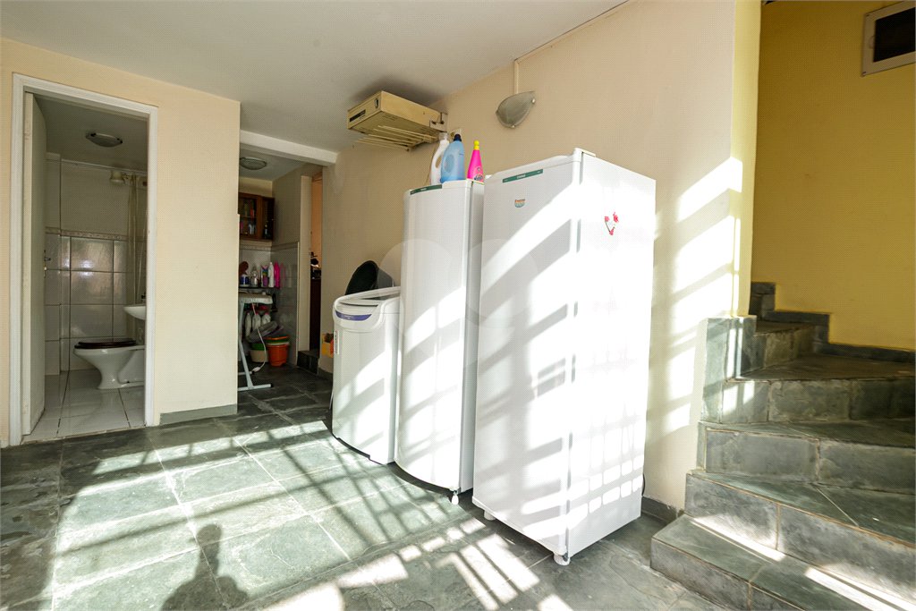 Sobrado à venda com 4 quartos, sendo 1 suíte, em Alto da Boa Vista, São Paulo, SP
