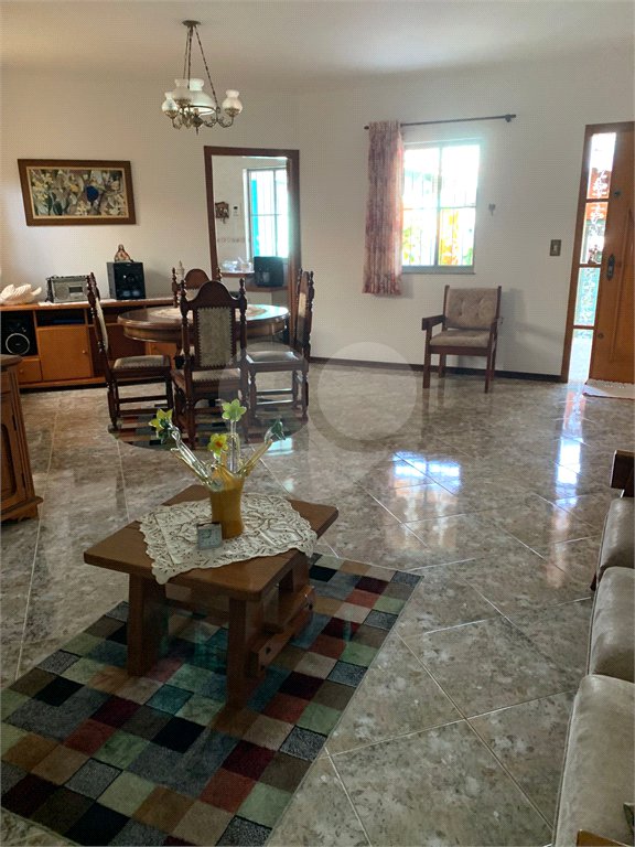 Casa para alugar com 2 quartos em Alvinópolis, Atibaia, SP