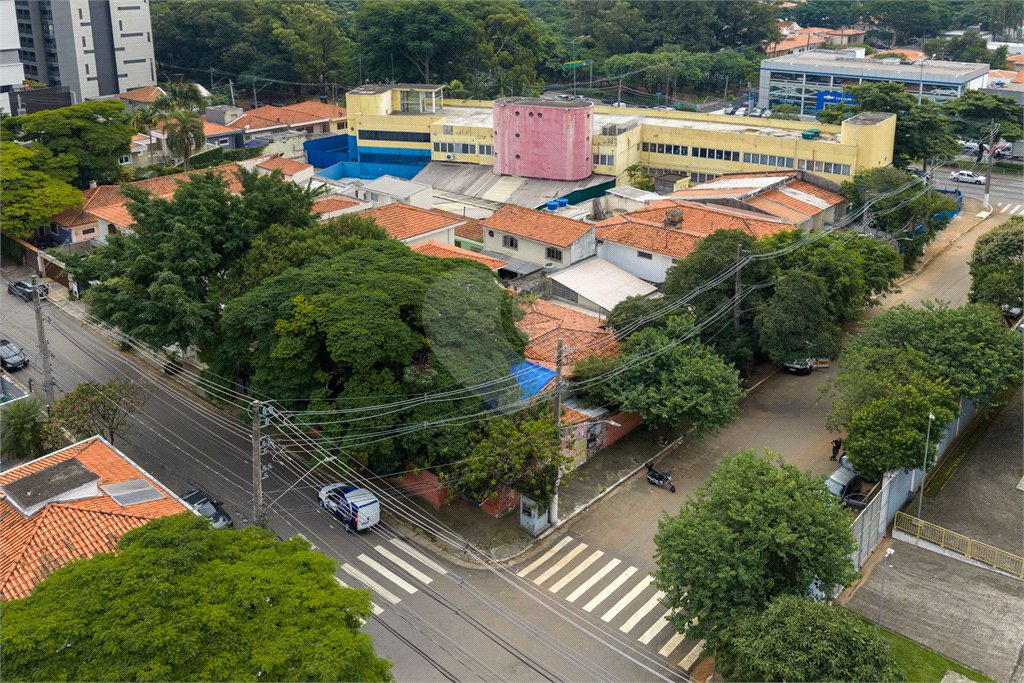 Casa à venda com 3 quartos, sendo 1 suíte,  em Brooklin Novo, São Paulo, SP