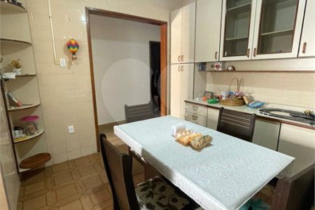 Casa Térrea à venda com 5 quartos, sendo 2 suítes, em Campo Grande, Rio de Janeiro, RJ